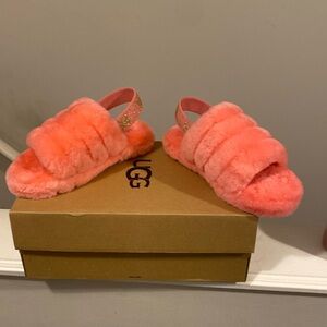 Brand new pink UGG for Girls size (1)